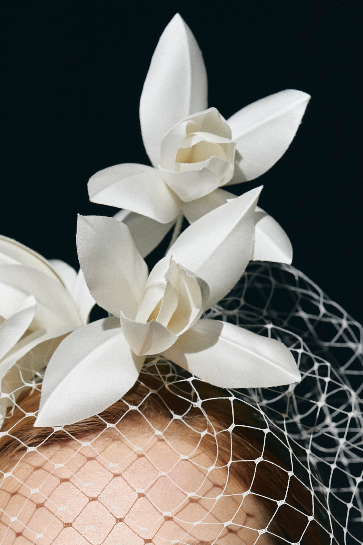 GILDA ivory white silk flower veiled headband