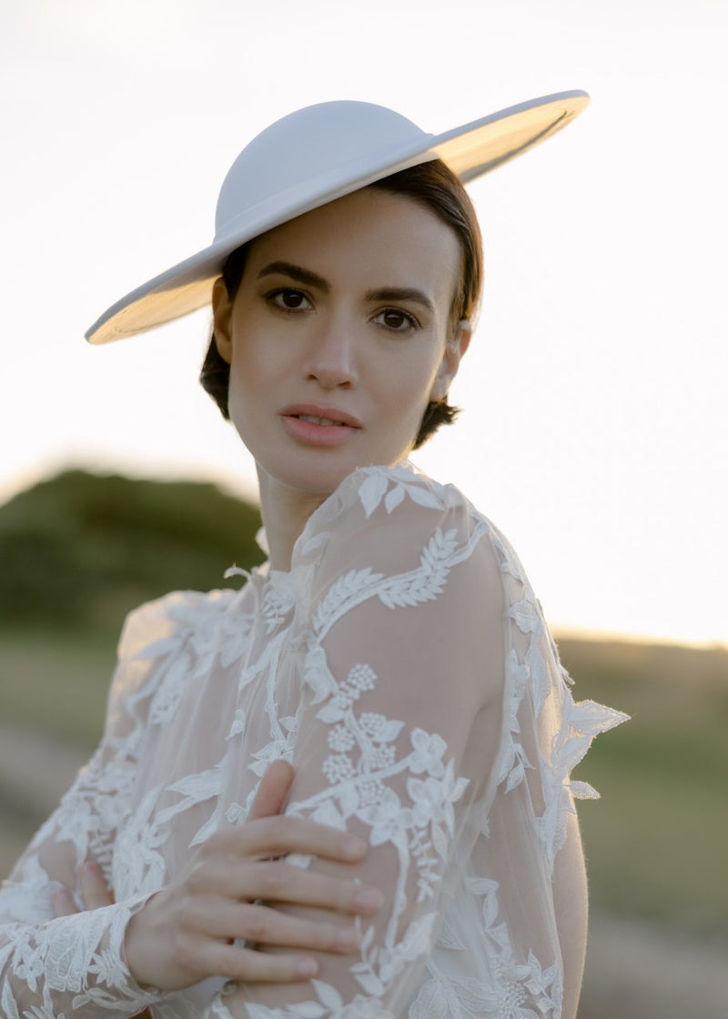 BIANCA White silk bridal hat