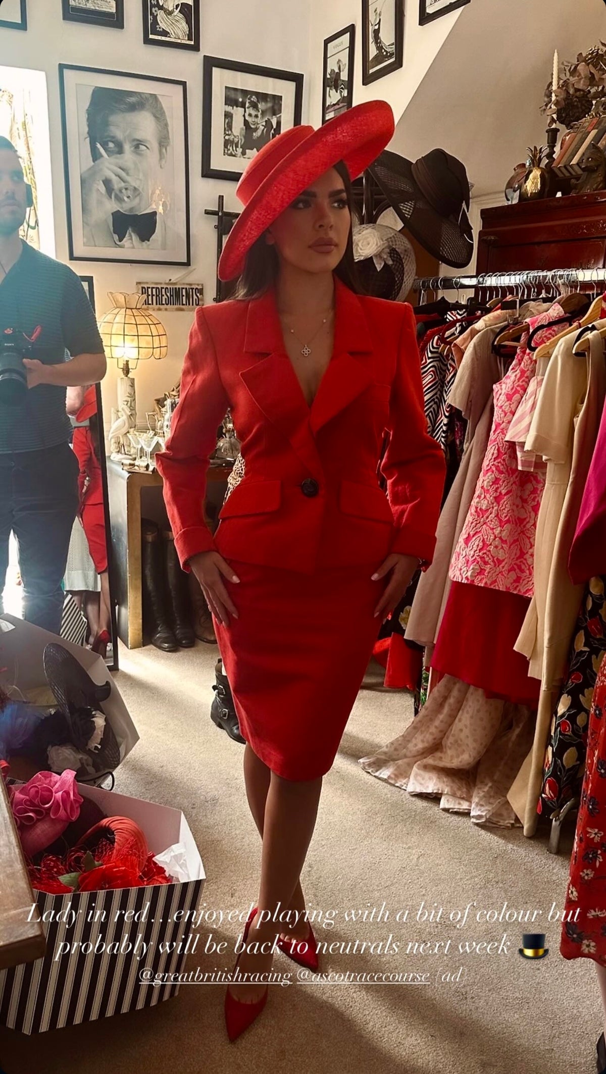 DARLING Red Upturned Wide Brim Hat