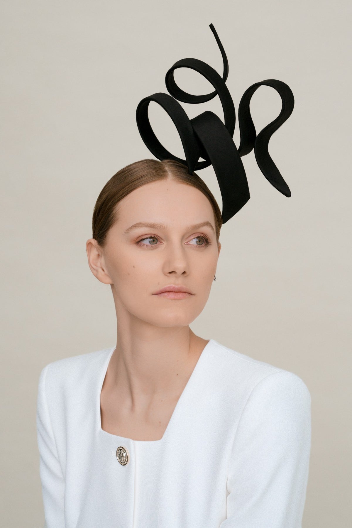 BLACK ENSEMBLE sculptural headband