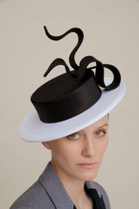 BLACK AND WHITE BEAT silk boater hat